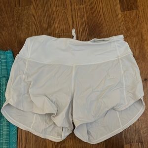 Size 2 lululemon speed up shorts. Inseam 4in and mid-rise